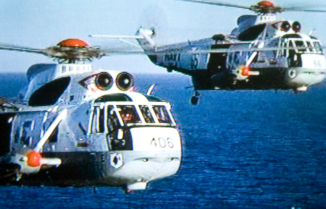 Helicopters deploy from USS Iwo Jima