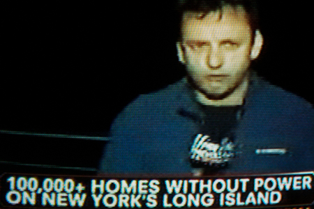 100,000+ homes without power - Long Island